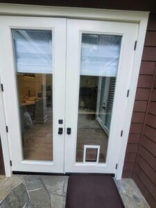 Pet-Doors-For-Glass-6-360x480