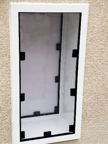 Pet-Doors-For-Walls-4-360x480